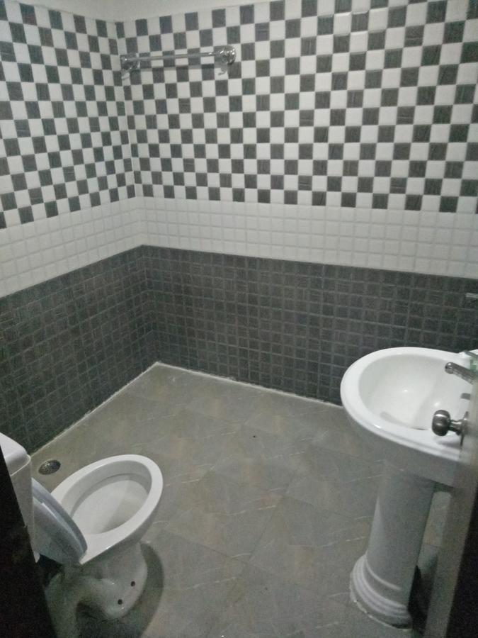 Hotel Nathu Palace Ню Делхи Екстериор снимка